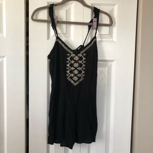 Boho Black Tie Back Aeropostale Romper Size M
